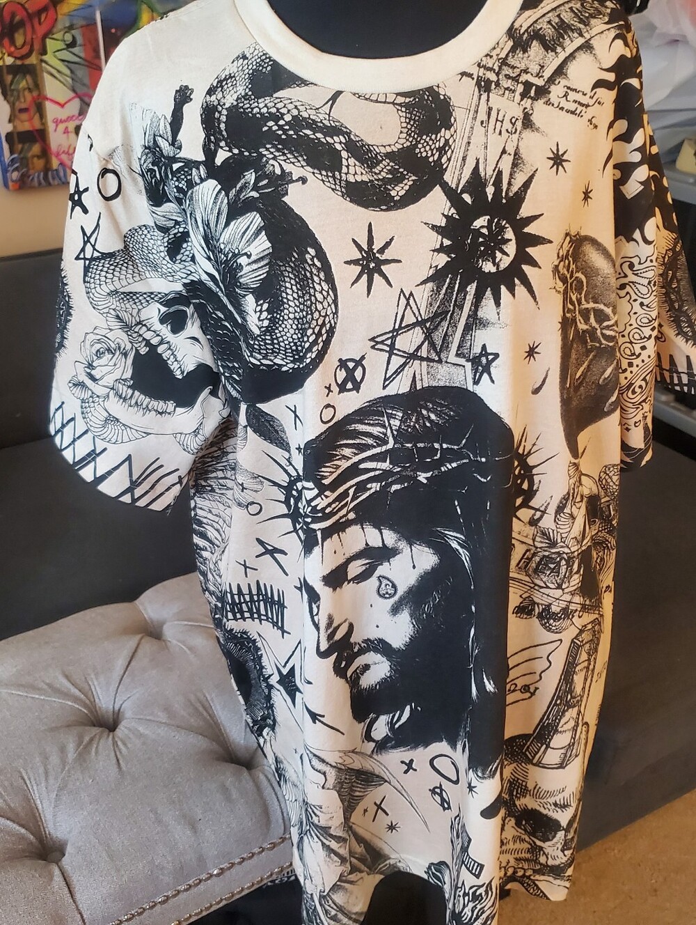 REBEL VENGEANCE JESUS GRAFFIC T' SHIRT UNISEX